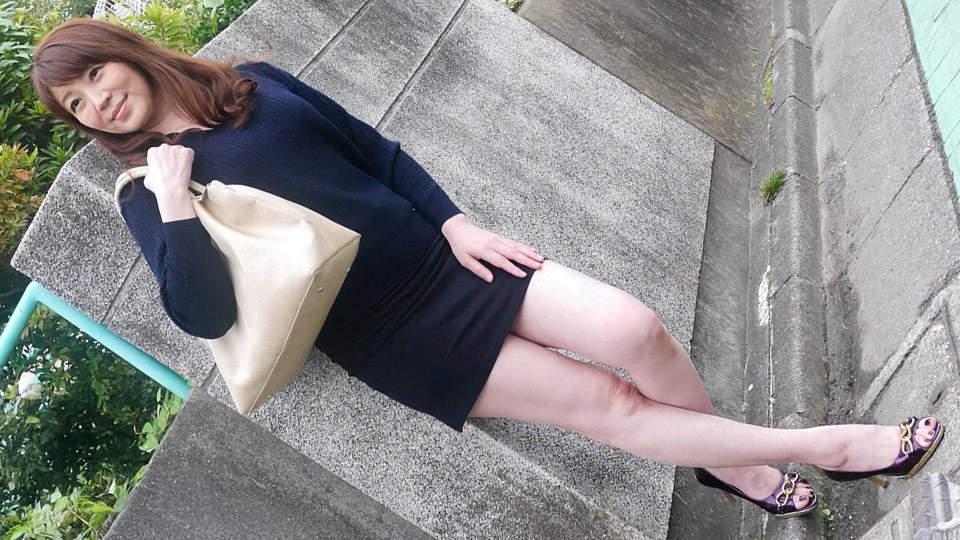 Paco Paco Mama 060525_100 มินิสเกิร์ต ขาสวย สาวใหญ่หุ่นสวย โดนจับเย็ดแตกใน 2 ครั้ง!