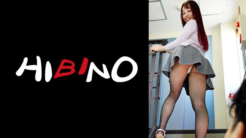 A plump black pantyhose worn by a married woman in the neighborhood! I couldn't help myself and tore the pantyhose of the sultry and lecherous wife who was reading at the garbage disposal site and ended up having sex with her - Mitsuki Yuna.