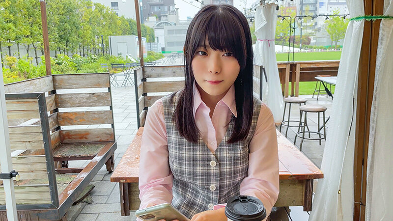 "i've never had a boyfriend..." a defenseless, sheltered young lady who becomes completely drunk and weak at the knees after one toast. her slender body with a divine waistline bends and convulses as she cums repeatedly and gets creampied [personal video]