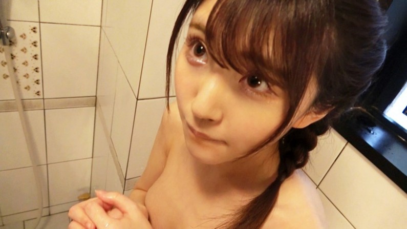 สาวน้อยวัยกำลังร่านกับพี่ชายวัยกำลังเสียว