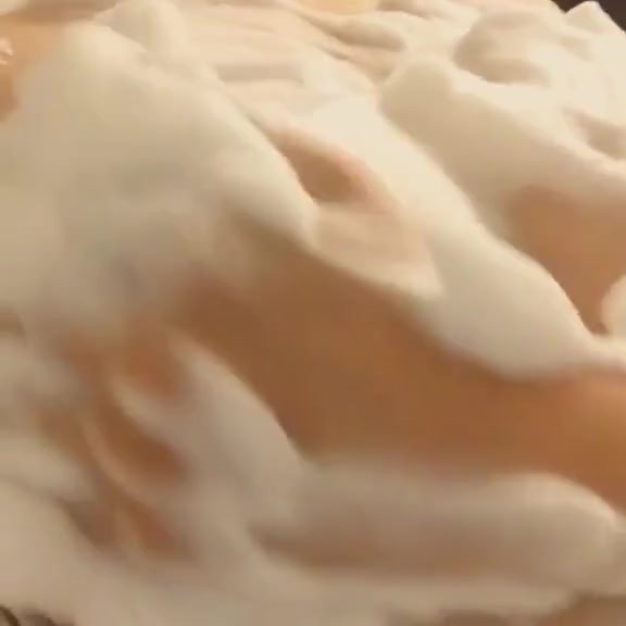 自取其乳！G奶「Q彈妹」揉胸整個“波動級別” 看得我IN了！