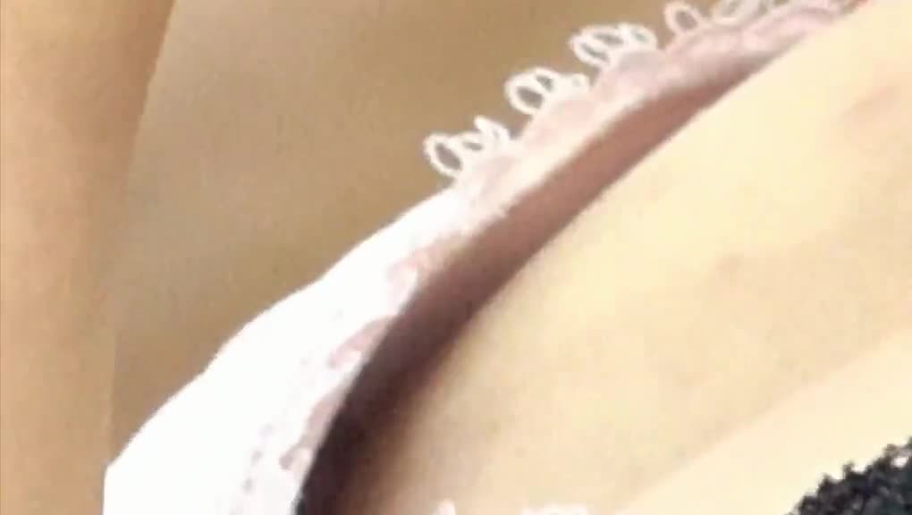 เห็นหีแบบนี้พี่ไม่เย็ดไม่ได้หรอก