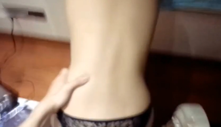 นัดสาวจากแอพวีเเชทมาเที่ยวผับ มอมเหล้าเธอหนักๆ แล้วพามาเย็ดดุๆ(2)