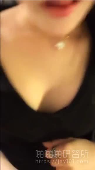 สาวหน้าสวย หีชมพู คลึงนมอย่างเสียว３