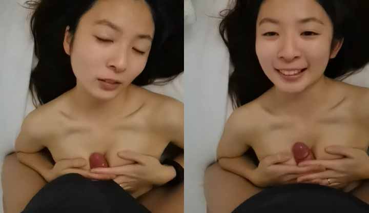 OF hhhhtaiwanjapan Taiwanese husband and wife Although the breasts are not big, it is still very comfortable to massage.