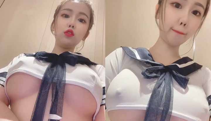 [Singapore] Jenna Chew ~ classmates can't stand wearing this to class