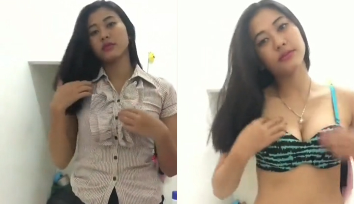 a bank girl makes a sexy call with her boyfriend. a thai leaked clip 18+. after work, she relieves stress by fishing. she takes off all her clothes and dances, showing her pussy and breasts, teasing men to come to her house. xxx i miss you so much. come fuck me, my love.