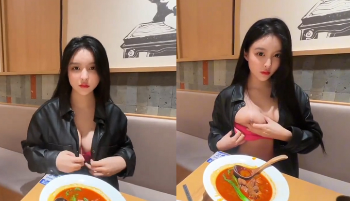 พระราชินีที่เซ็กซี่ที่สุด ผ้าบาติกสีดำ รู้สึกเหมือนถูกมองอยู่ในร้านอาหาร... ที่สุดท้ายก็ไม่สามารถหลีกเลี่ยงที่จะเปิดเผยหน้าอก