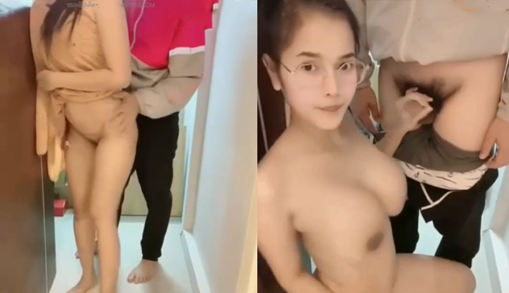 [ไทย] สาวเซ็กซี่จาก O ชื่อ Sooly888 ที่มีหน้าที่ให้บริการอาหารถึงหน้าประตู ทำให้คนส่งอาหารต้องหลงใหล้และเสียใจ!