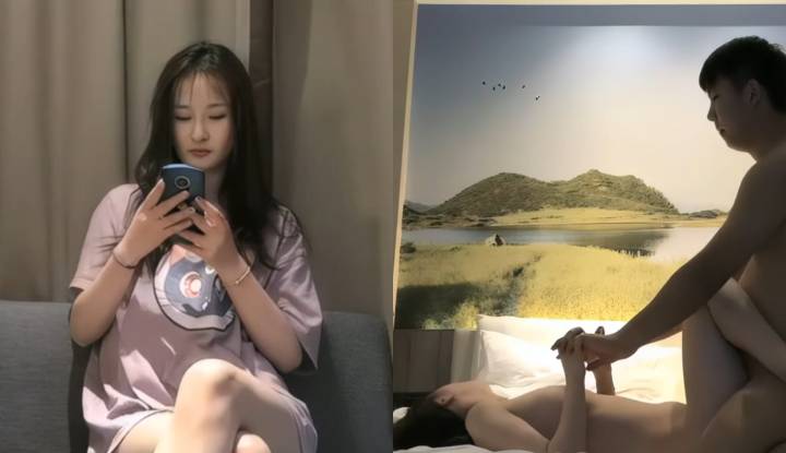 fuck with a cute young girl; of course, the young girl's pussy is full of flexibility and suction power.