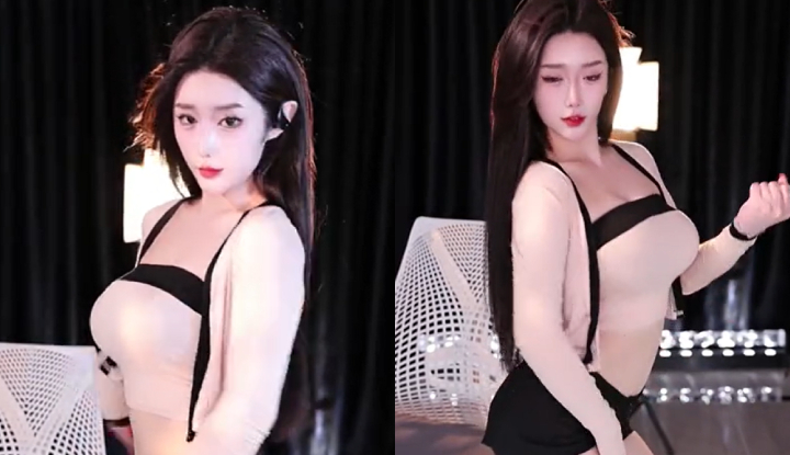 ท่าเต้นสุดเซ็กซี่ของหญิงสาวผู้มีสไตล์ หน้าอกที่งดงาม และก้าวเดินที่มั่นใจของเธอนั้นช่างน่าหลงใหลเหลือเกิน