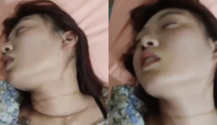 the daily competition [couple selfie contest] welcomes all netizens to help judge and submit entries. (4 entries total)