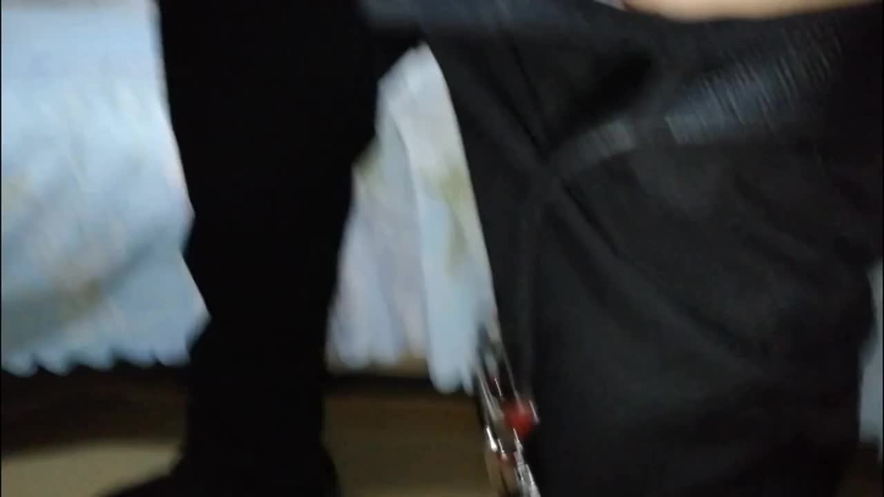 เย็ดกันสดๆแบบกางเกงในยังไม่ถอดเลย