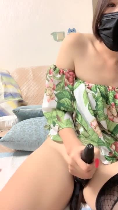 ตัวเองคันหรอ ให้ผมช่วยเกาให้มะ
