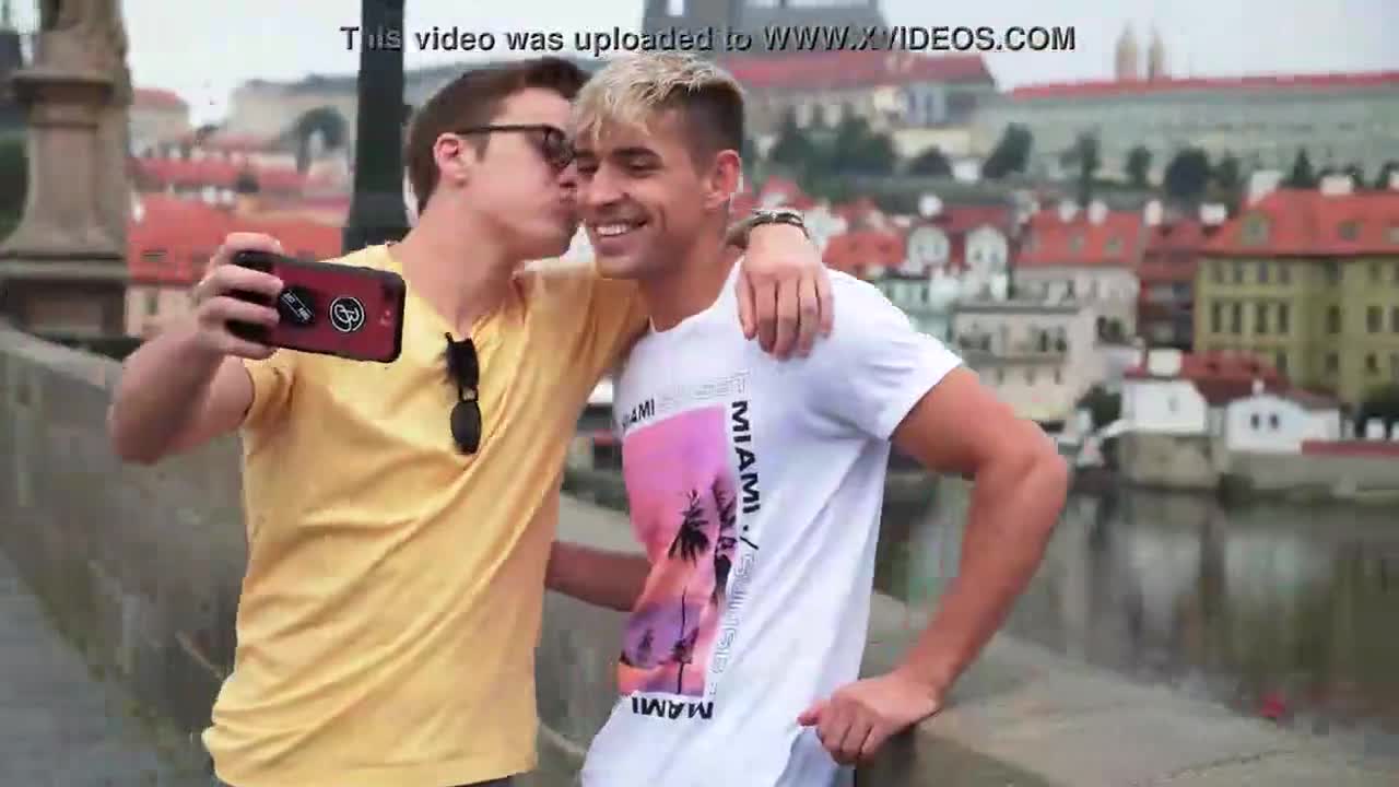 (เกย์) หนุ่มแว่น โคตรหล่อ เย็ดตูดแฟน เสียวมาก เอาให้สุด