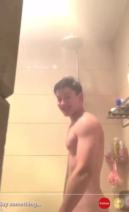  (เกย์) หนุ่มหล่อ ไลฟ์อาบน้ำอย่างเสียว