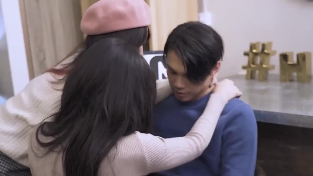 สำส่อน 3P เรอูนียงฮอทพอท