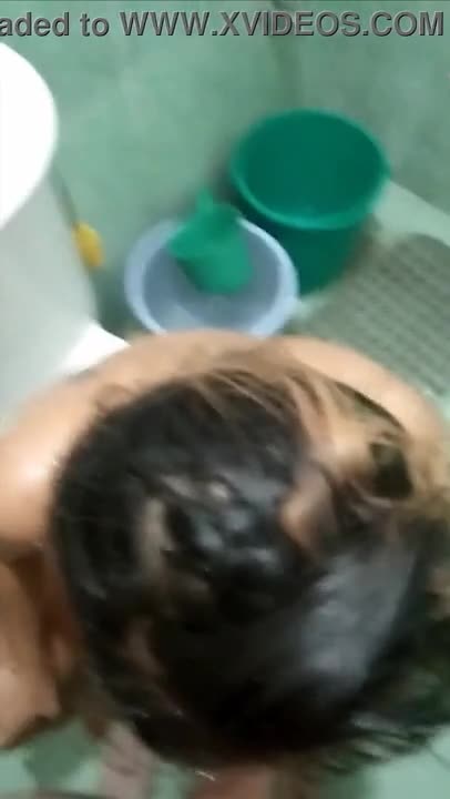(ฟิลิปปินส์) สาวท้องแก่เงี่ยน ยืนติ้วหีตัวเองอยู่ในห้องน้ำ หีแฉะไปหมด