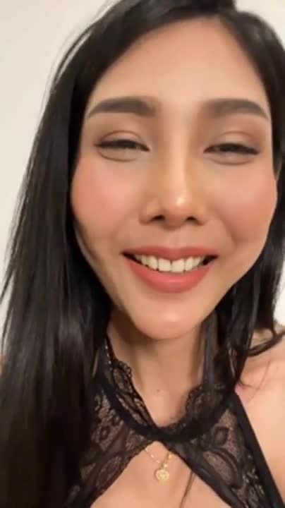Leaked clip of Jay Primrose Primrose or Pim Pattama, the old sexy big girl.