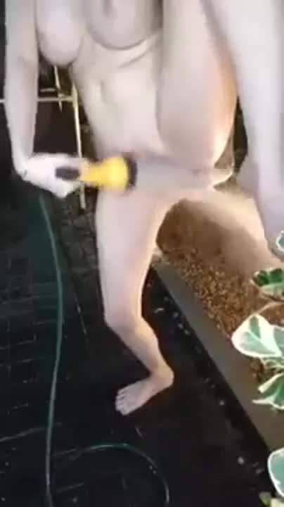 A couple of gods. A clip of a Thai girl who fights. Set up a camera to show sex with her husband outside the place.