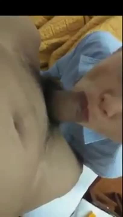 (เวียดนาม) สาวออฟฟิศ อมมิดด้าม ควยใหญ่แค่ไหนก็จะอมไปถึงคอให้ได้