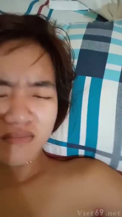 (เวียดนาม) เห็นหน้าตอนเย็ด หน้าเธอมันดูร่านควยดี