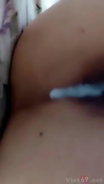 Filming for his wife to have sex with a strange guy