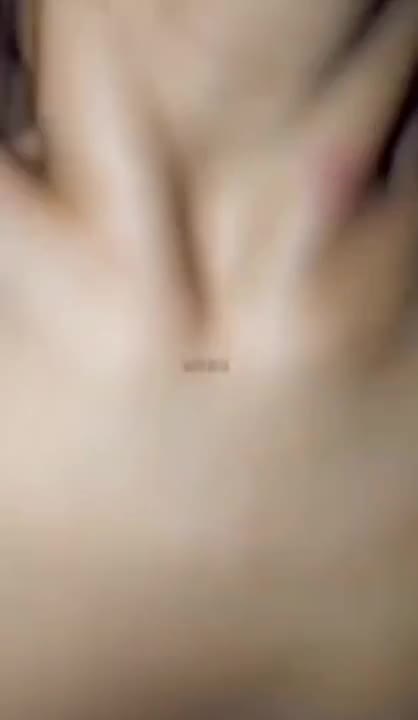 The clip is leaked from home. Bring your girlfriend to fuck and take the clip. Touching the hole of the pussy and putting a finger in the mouth