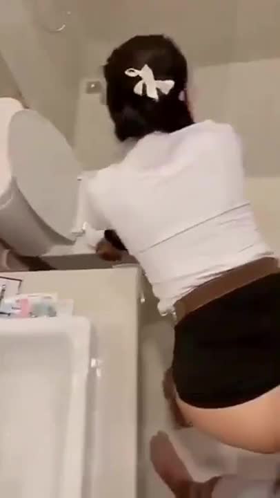 Thai porn clip THAI XXX Cute student gets arranged in a suit doggystyle in the bathroom