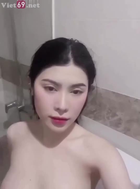 Phương Linh - Stripping for Money - Part 5