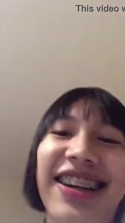 (ไทย) คลิปโป๊ไทย XXXXX PORN สาวน้อนโชว์ลีลาขย่มต่อ ล่อควยใหญ่ ขยี้เม็ดแตดแตกใน ดูฟรี Thai porn Thai
