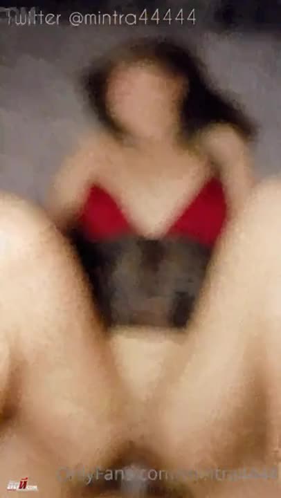(ไทย) คลิปโป๊คลิปหลุด น้องมินตรา onlyfans เย็ดกับคู่เทพ Mintra4444 เปิดห้องเย็ดกันคาชุดคอสเพลย์