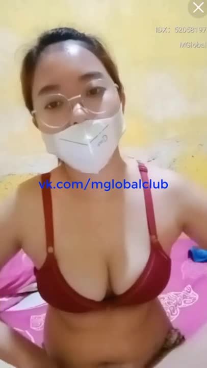 (ไทย) คลิปโป๊IDX-52058197 สาวเหล็กดัดฟันลีลาเด็ดๆมาแก้ผ้าโชว์หุ่นเด็ดๆต่อด้วยแหวกขาติ้วหีอย่างเสียว