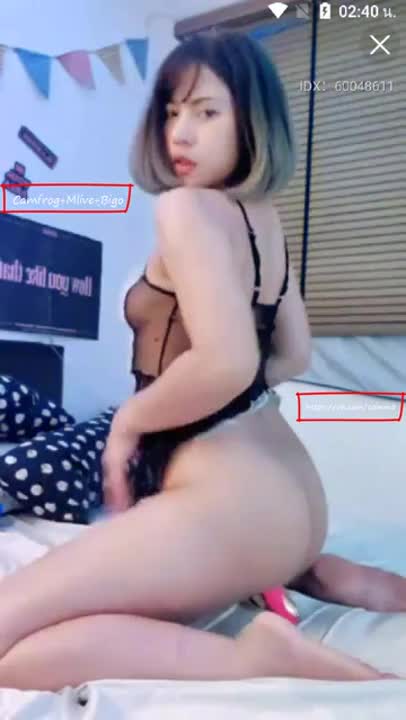 (ไทย) คลิปโป๊ดูคลิปโป๊หลุด MLive น้องพริกสาวไทยคนดังชอบโชว์หีในกลุ่มลับ Porn Thai