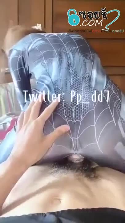 Twitter star Pp_dd7 put on a Spider-Man suit and fuck her pussy straddling the cock