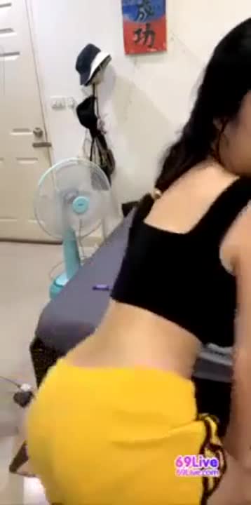 A kind VIP secret group. Send a picture of your wife to review. Thai clip 69Live Dancing provocatively in a locked room