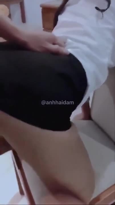 ใช้โอกาสกับเลขานุการในชุดทำงาน
