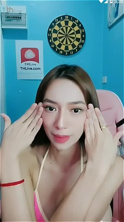 Video clip of Mlive with a beautiful girl. She is really good at what she does. Her poses are provocative and she shows off in a very sexy way for viewers in the live stream.
