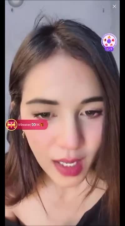คลิปโป๊สด Mlive สาวไทยงานดี หน้าสวย ร่างกายเซ็กซี่ โพสท่าทางเสียว แสดงการเย็ดให้คนดูในช่องสดอย่างลามก