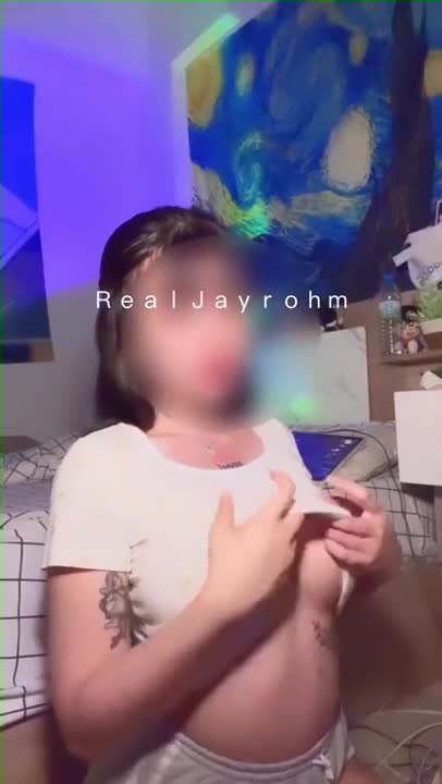 Jay added me on Line. He sent a photo of a girl showing her private parts in the bathroom. Before taking a shower, he asked me to show my breasts to FC.