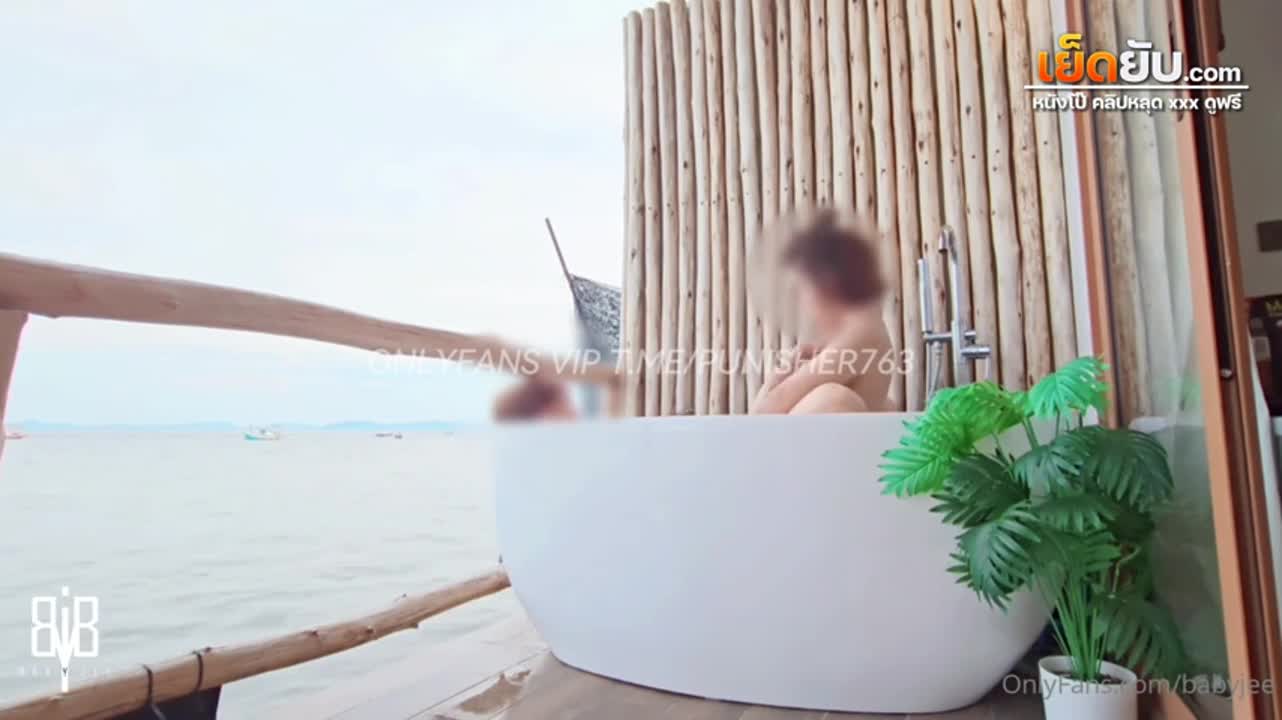 Baby Jeesw opened the door to the beautiful hotel room before going down to soak in the bathtub with his boyfriend, Kaya. They then got in together and had fun until the water splashed everywhere.